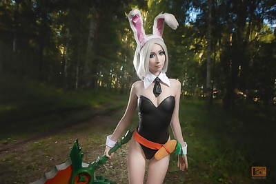 Battle Bunny Riven wits..